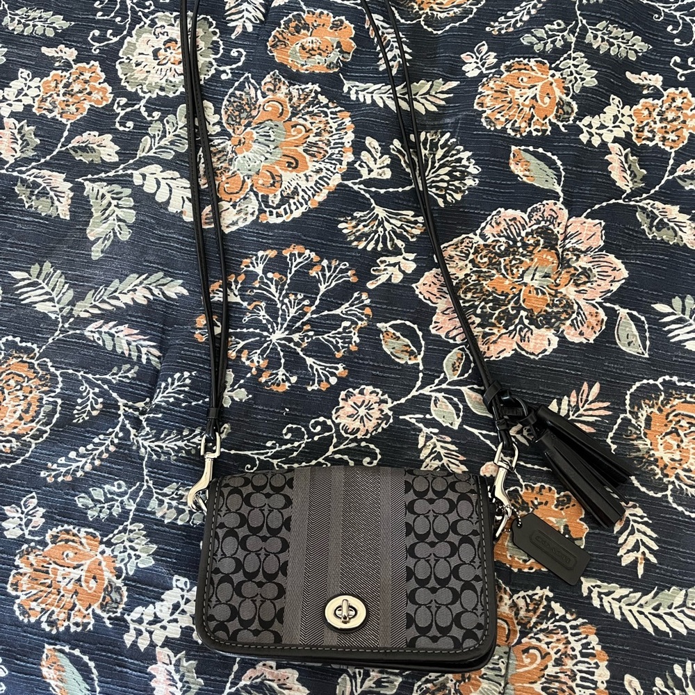 Coach crossbody